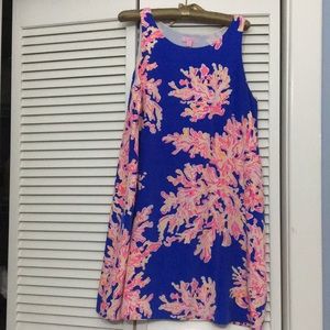 Lilly Pulitzer Jackie shift!! A great look!
